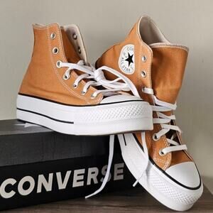 Converse Women's CTAS Lift Hitops Size 8 Gingersnap A11537F NWT